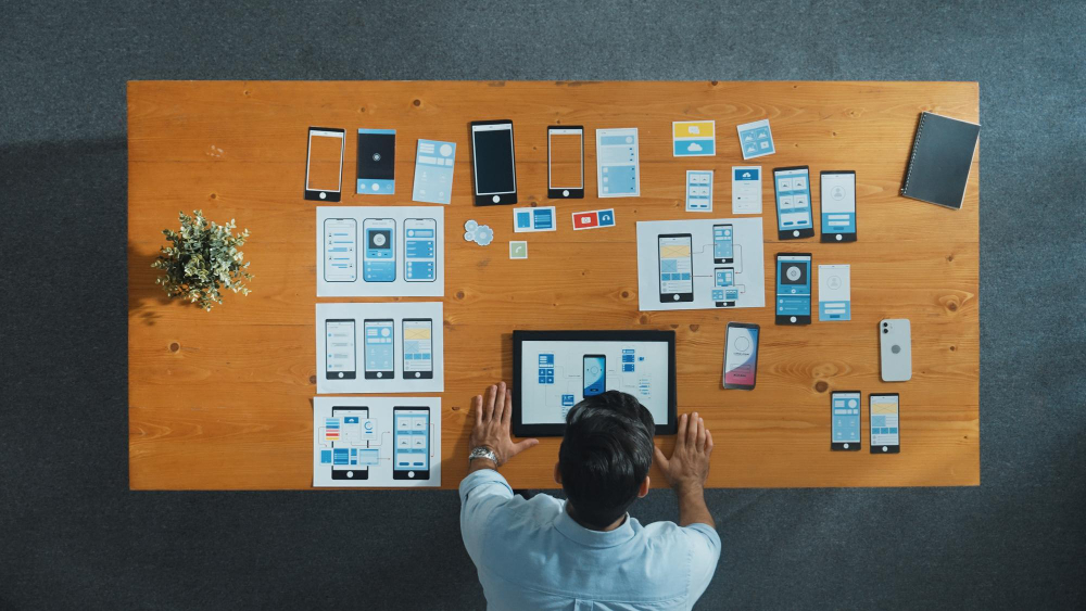 Pourquoi faire une application mobile multiplateforme : code unique iOS Android Flutter React Native
